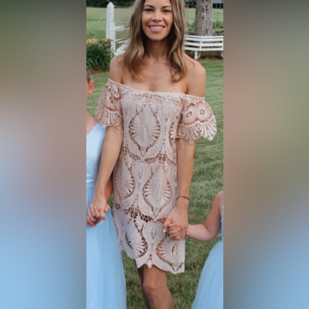 Lace Dress - excellent condition!